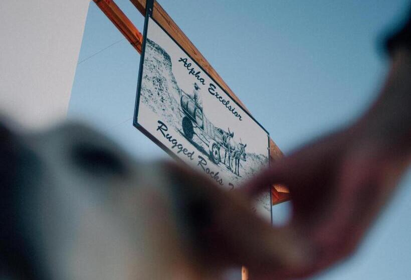 Отель Alpha Excelsior Guest Farm