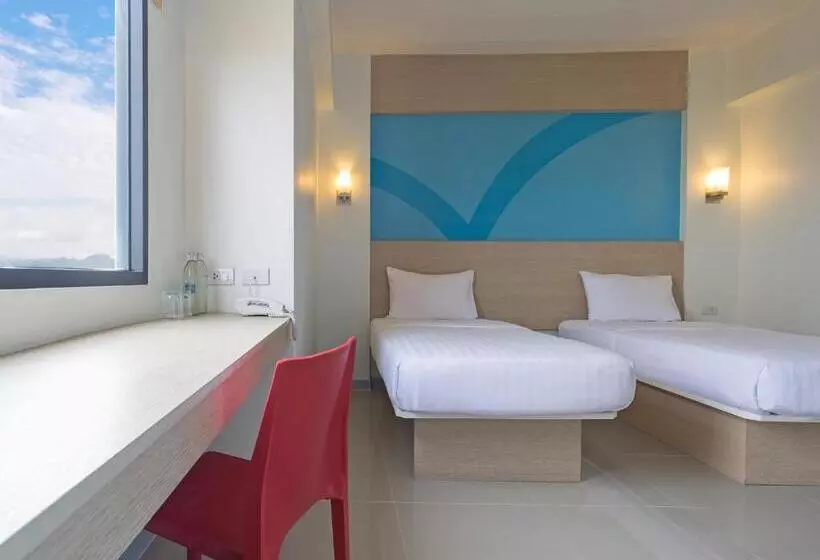 هتل Hop Inn Phitsanulok Mittraphap Road
