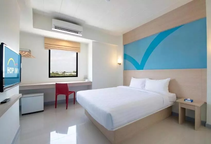 هتل Hop Inn Phitsanulok Mittraphap Road