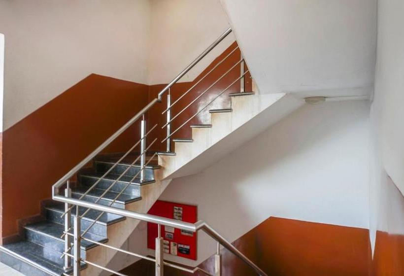 酒店 Oyo 42716  Turning Point Deluxe, Panhala