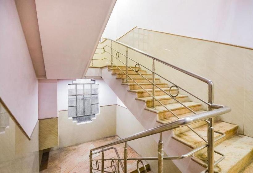 Hotel Oyo 70050 Venketeswara Lodge