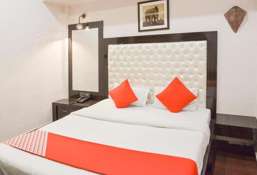 酒店 Oyo 75723 Raghava Residency