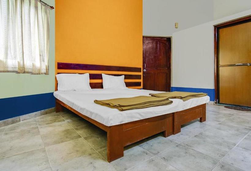 Hotel Spot On 49075  Sadanand