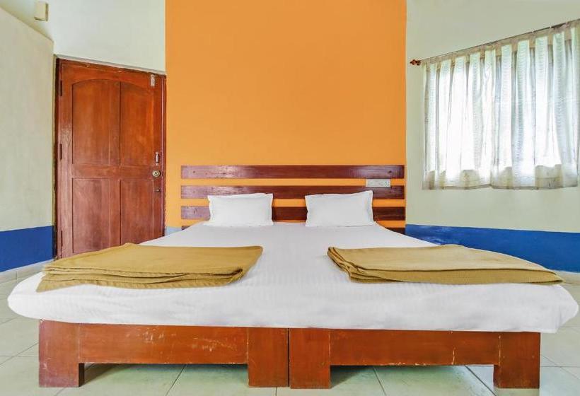 Hotel Spot On 49075  Sadanand