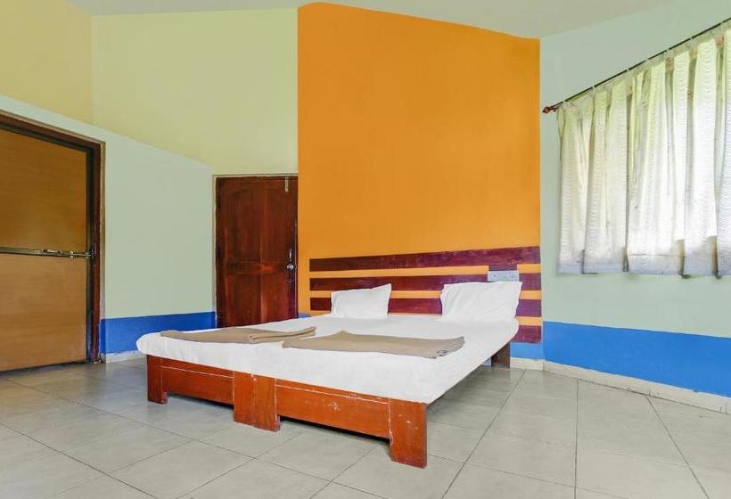 Hotel Spot On 49075  Sadanand