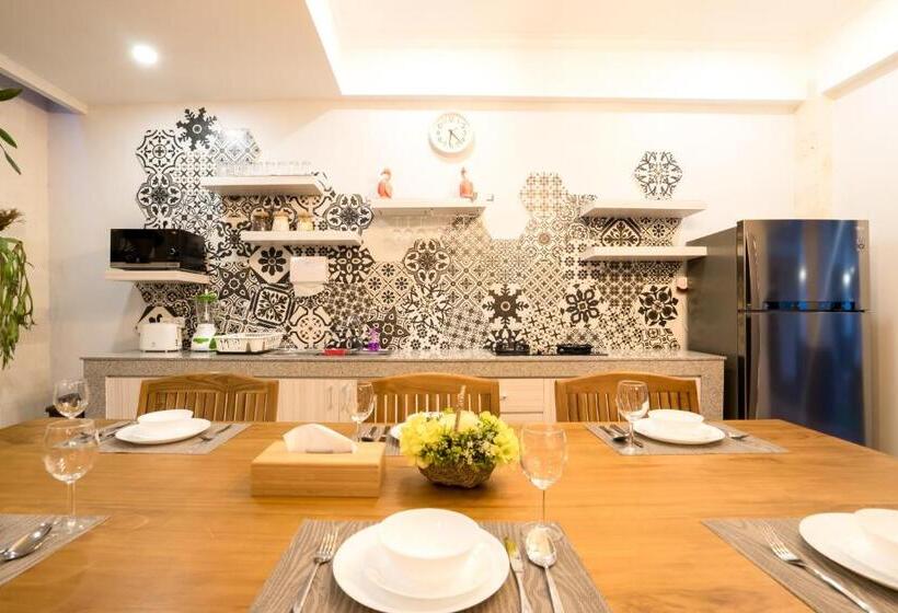 پانسیون Asanaya Suites