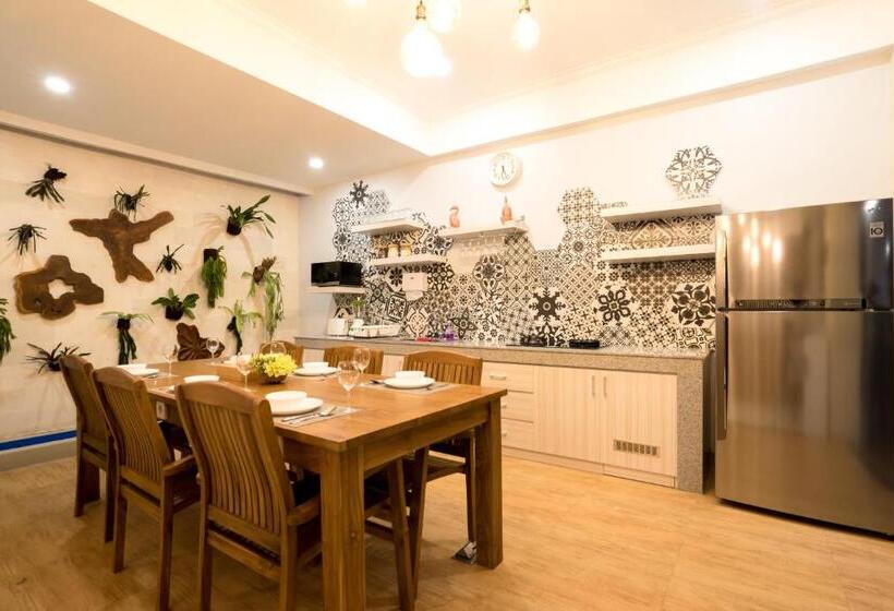 پانسیون Asanaya Suites