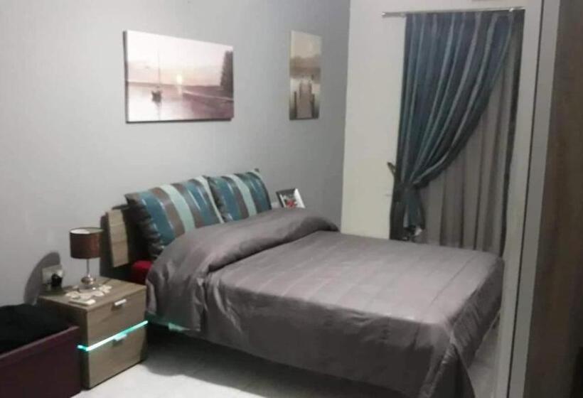 Pensão Room In Apartment   Very Bright Well Kept Apartment