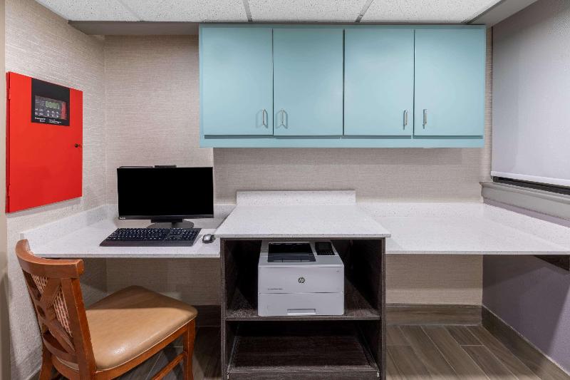 בית מלון כפרי Baymont By Wyndham Mcallen Pharr