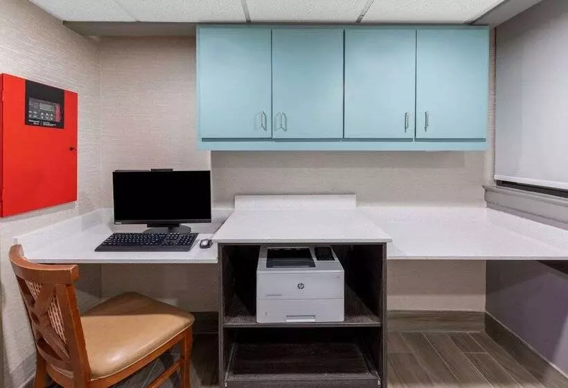 هتل Baymont By Wyndham Mcallen Pharr