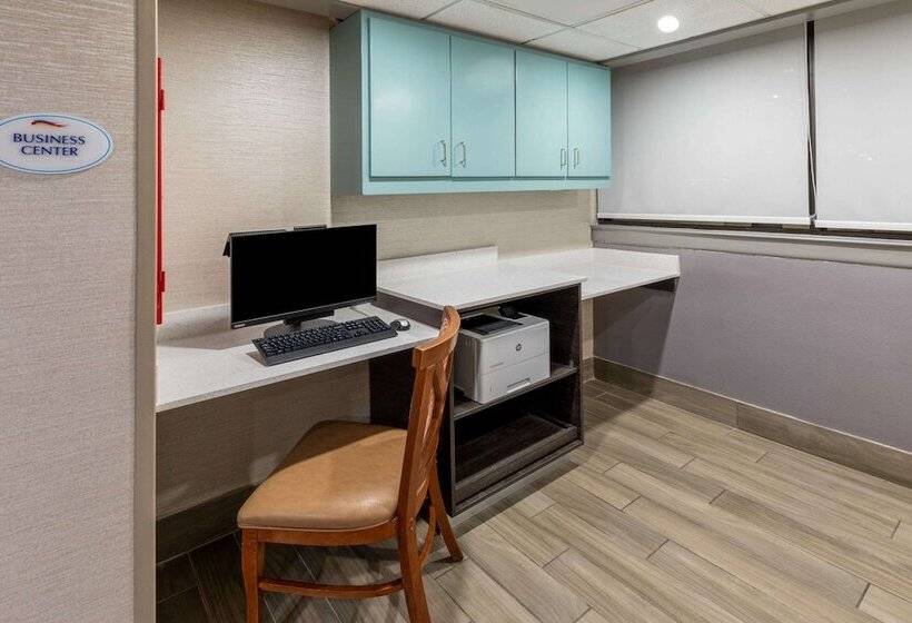 בית מלון כפרי Baymont By Wyndham Mcallen Pharr