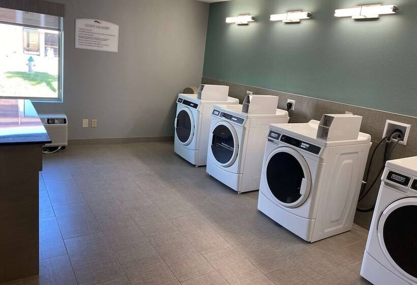 בית מלון כפרי Baymont By Wyndham Mcallen Pharr