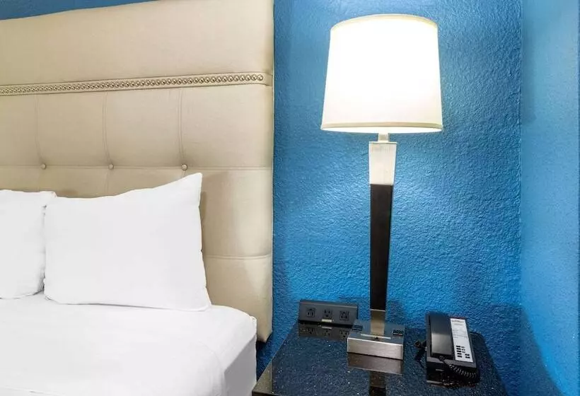 هتل Baymont By Wyndham Mcallen Pharr