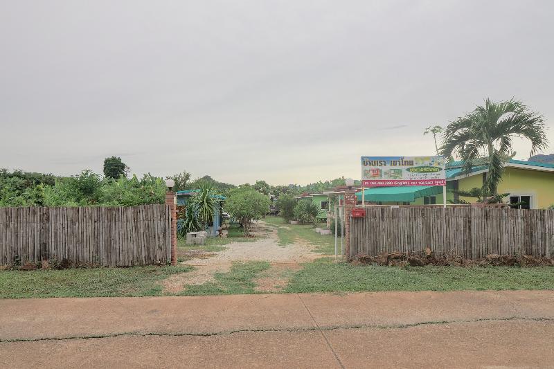 בית מלון כפרי Oyo 75325 Our House Tha Sao