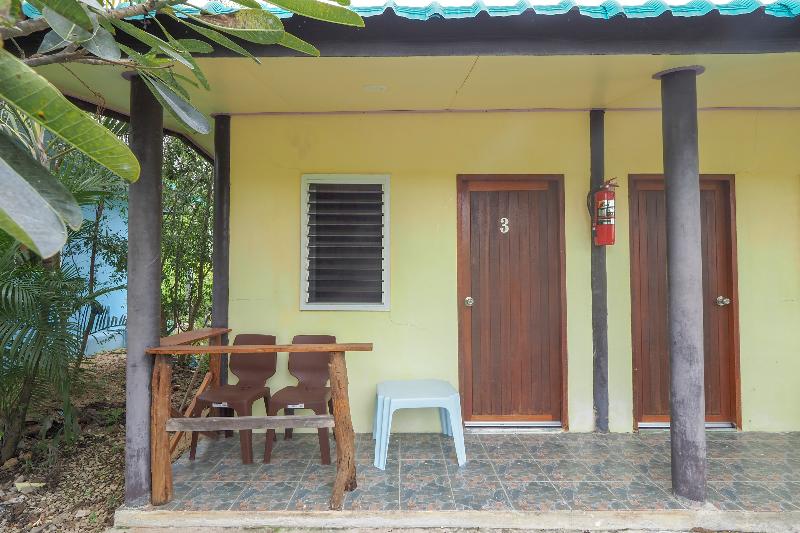 בית מלון כפרי Oyo 75325 Our House Tha Sao