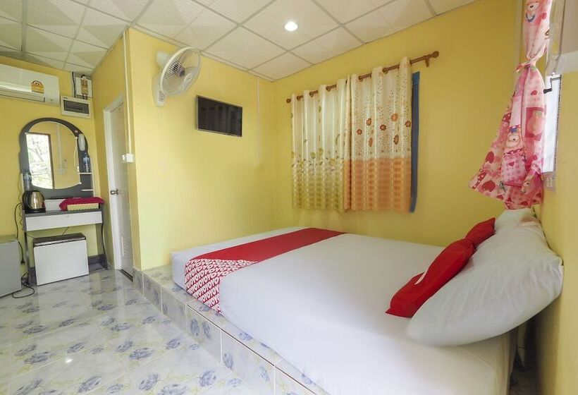 בית מלון כפרי Oyo 75325 Our House Tha Sao