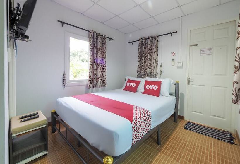 בית מלון כפרי Oyo 75325 Our House Tha Sao