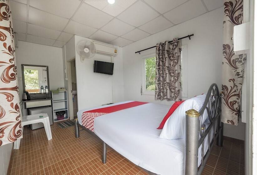 בית מלון כפרי Oyo 75325 Our House Tha Sao