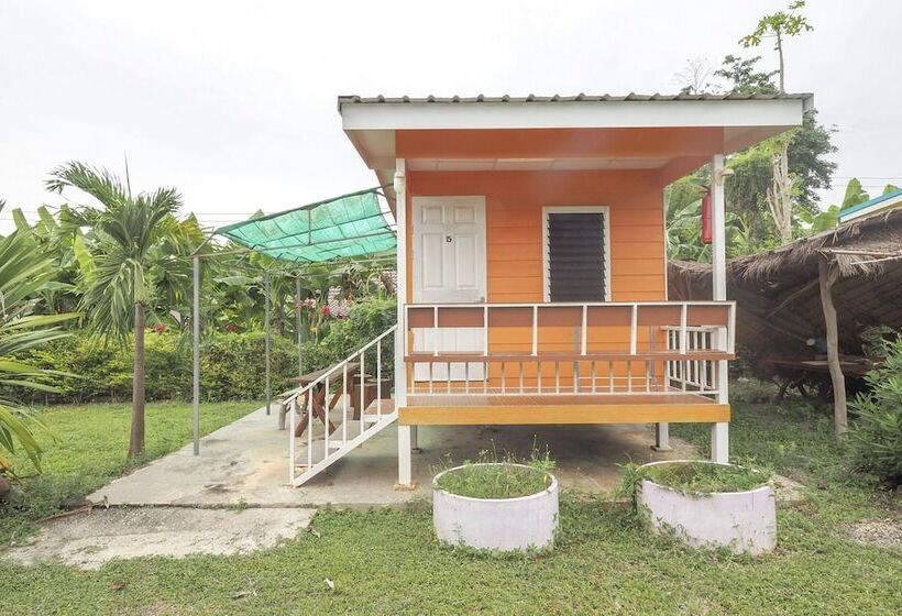 בית מלון כפרי Oyo 75325 Our House Tha Sao