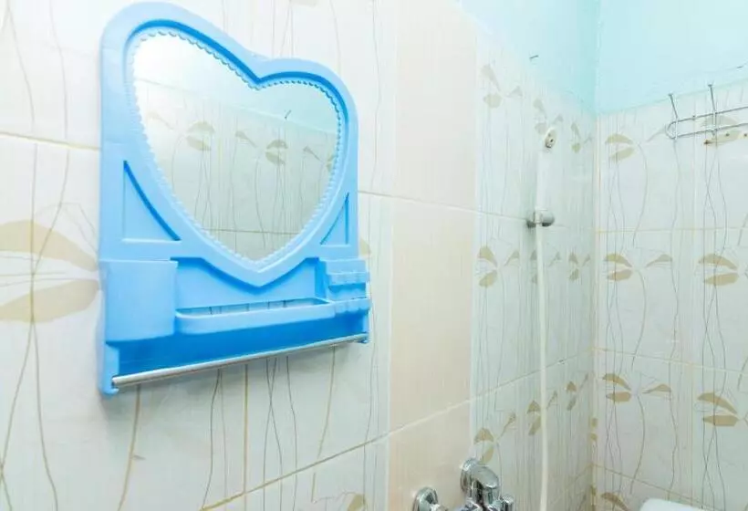 Hotelli Oyo Life 2466 Galaxy Kost