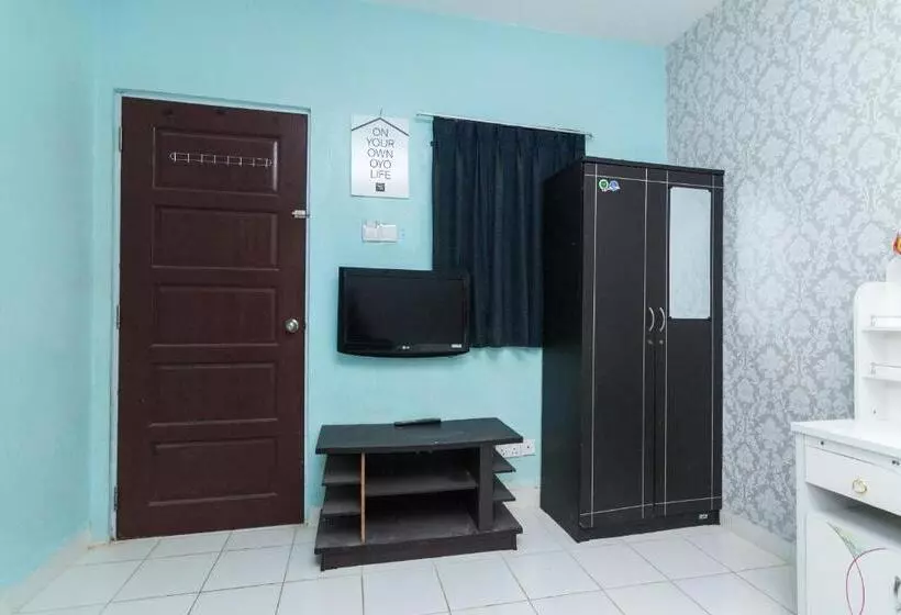 Hotelli Oyo Life 2466 Galaxy Kost