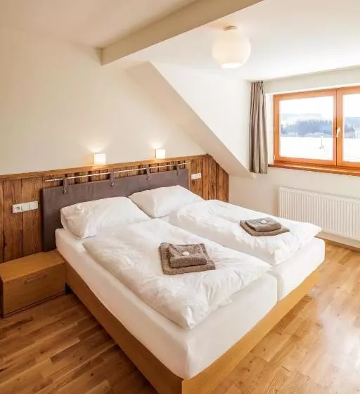 ペンション Resort Líšenský Dvůr