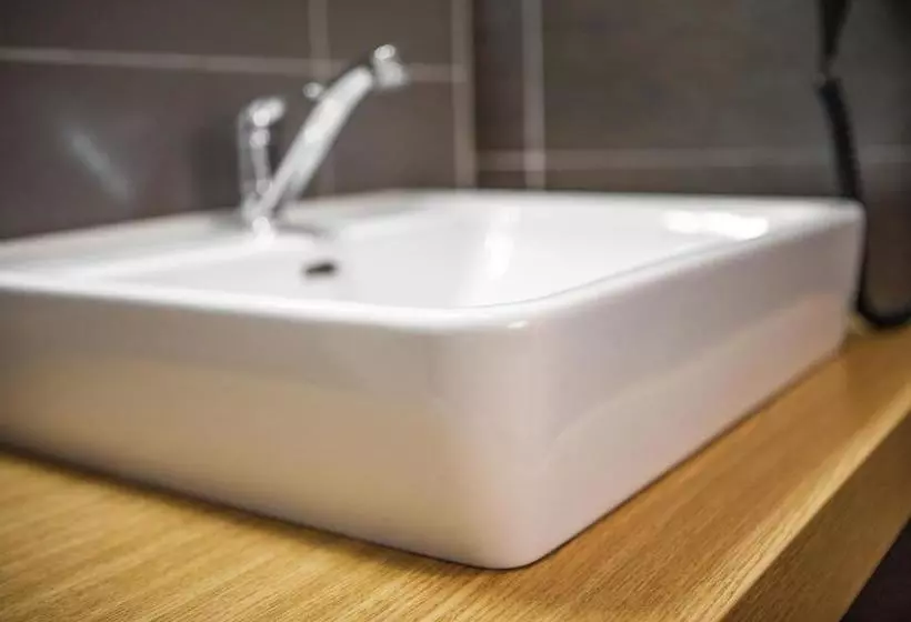 ペンション Resort Líšenský Dvůr