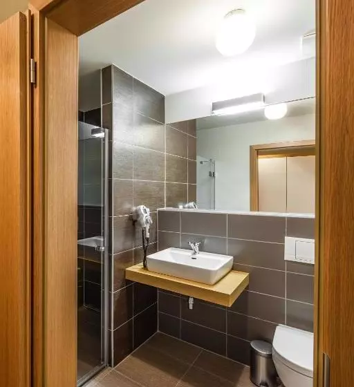 ペンション Resort Líšenský Dvůr