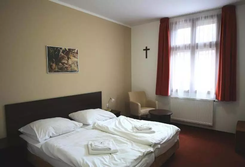 Majatalo Penzion Panský Dům