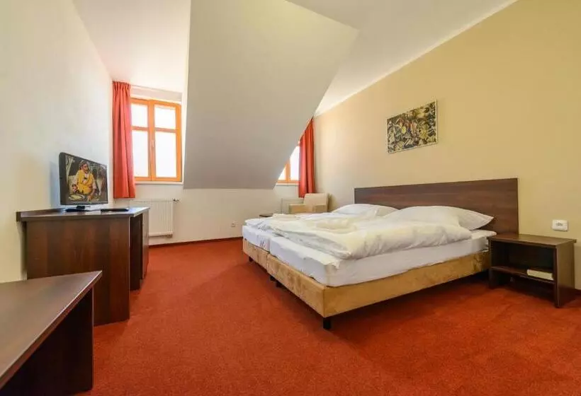 Majatalo Penzion Panský Dům