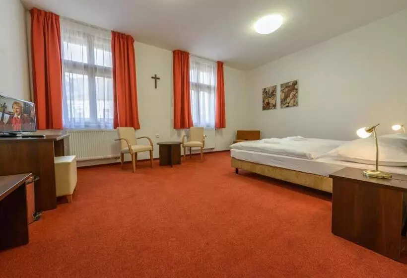 Majatalo Penzion Panský Dům