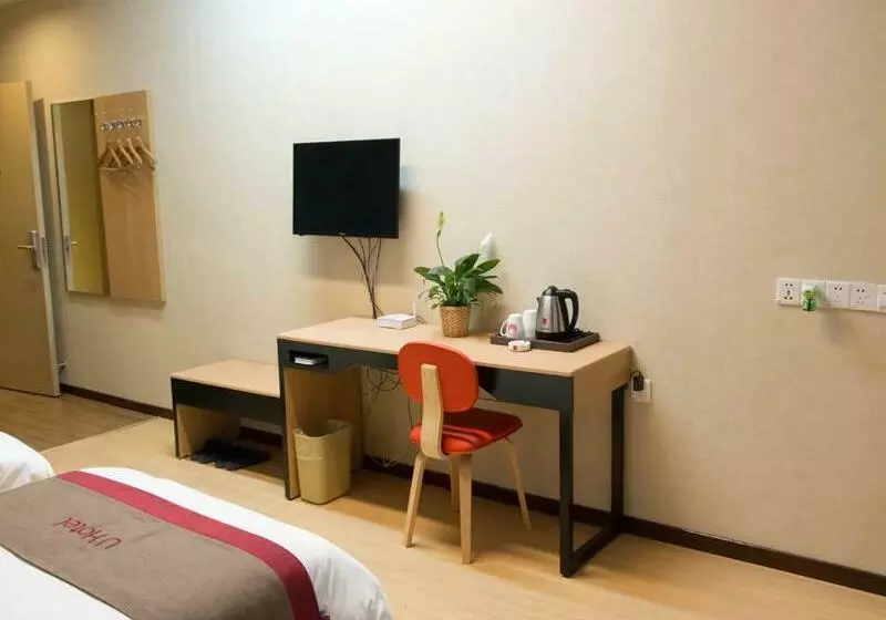 Thank Inn Chain Hotel Shanxi Xianyang Train Station