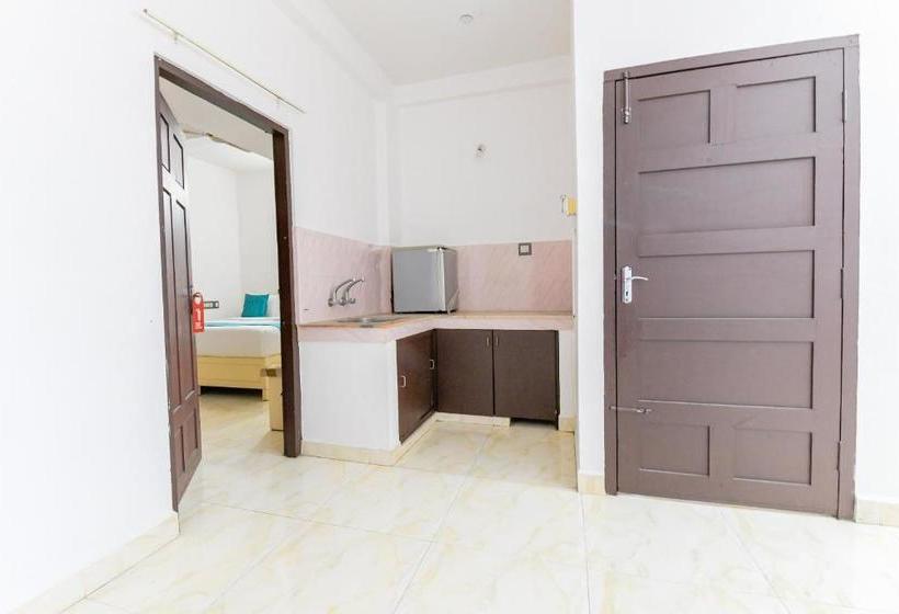 فندق Oyo 24433 New Kochi Residency