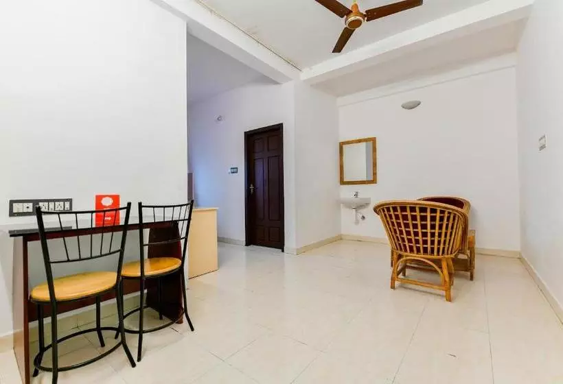 Hotelli Oyo 24433 New Kochi Residency