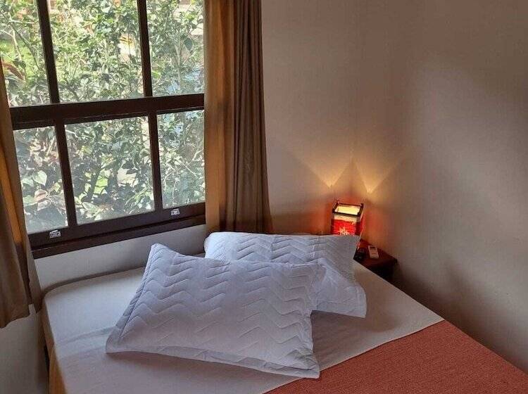 پانسیون Ferrugem Pousada Região