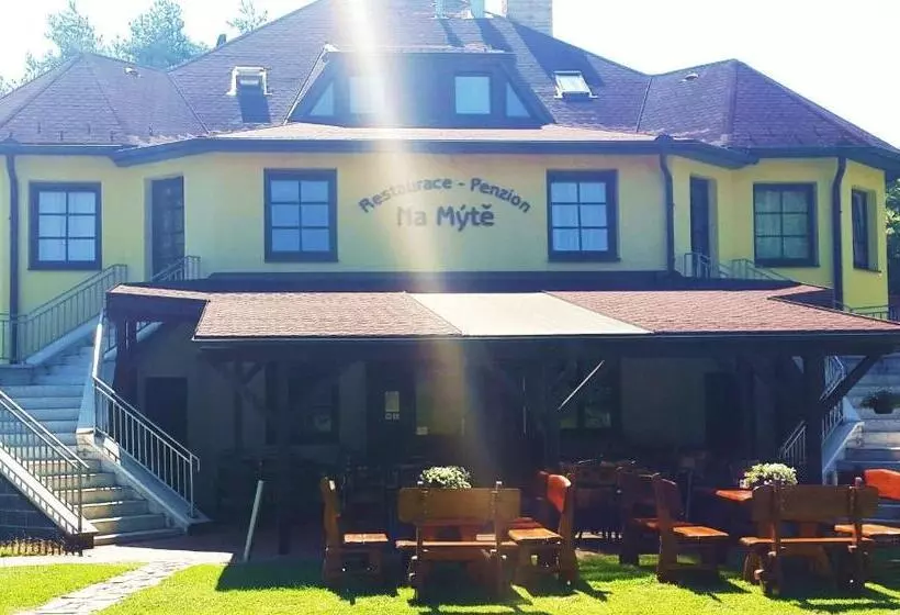 Majatalo Penzion   Restaurace Na Mýtě