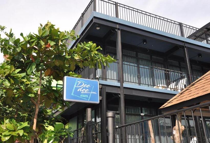 Resort Dee Dee Sea Front