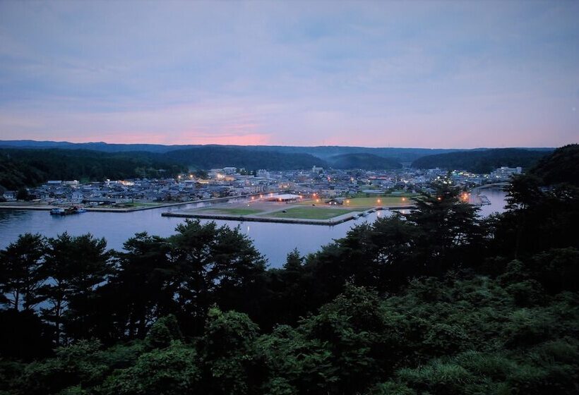 ホテル Notokakinoyado Castle Manai