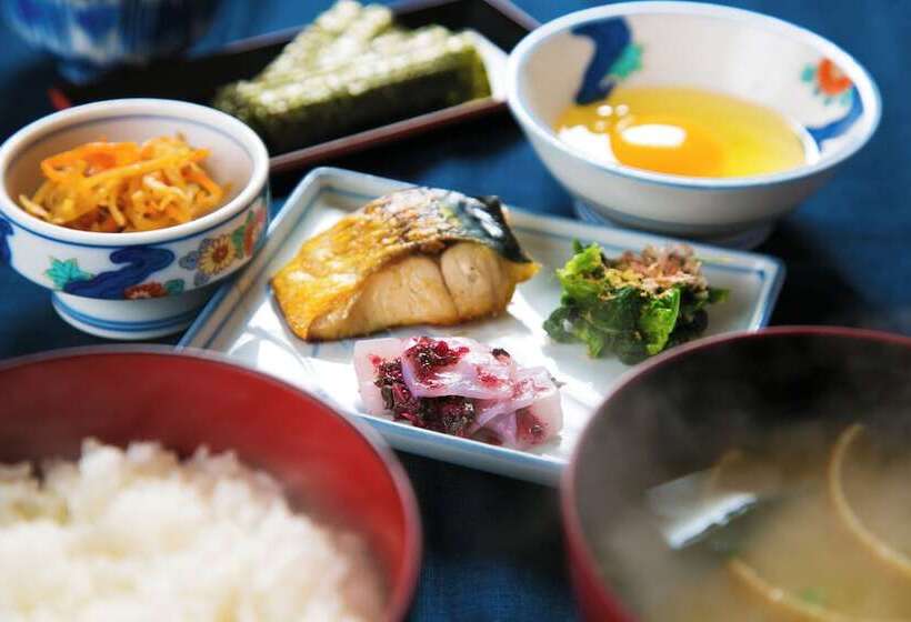 בית מלון כפרי Public 21