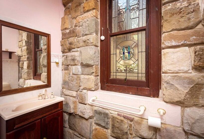 ホテル Bimbadeen Mountain Retreat