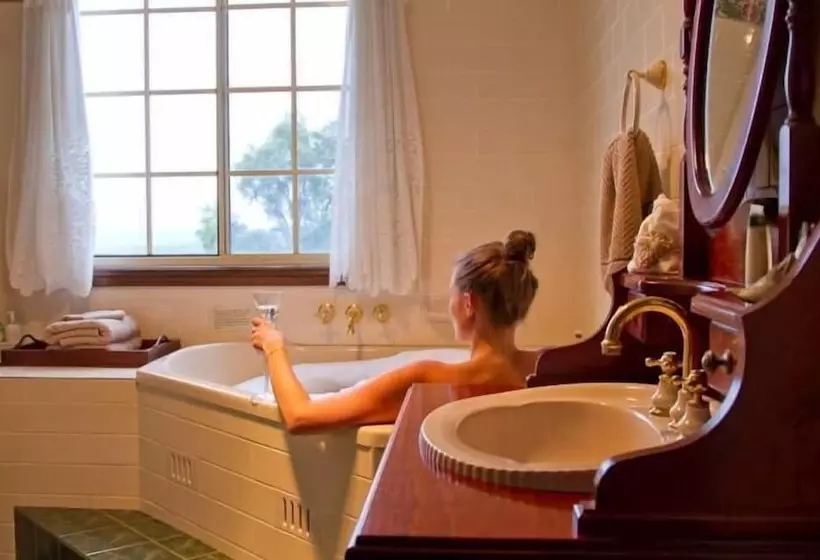 ホテル Bimbadeen Mountain Retreat