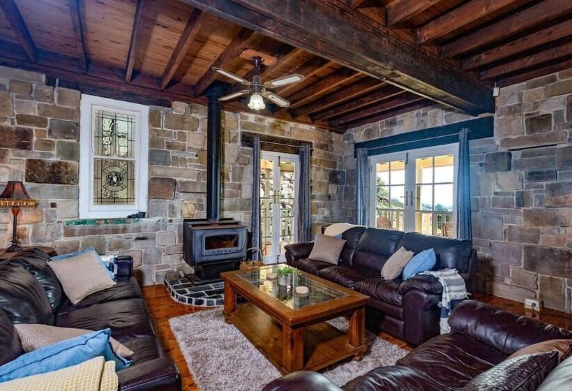 ホテル Bimbadeen Mountain Retreat