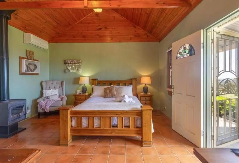 ホテル Bimbadeen Mountain Retreat