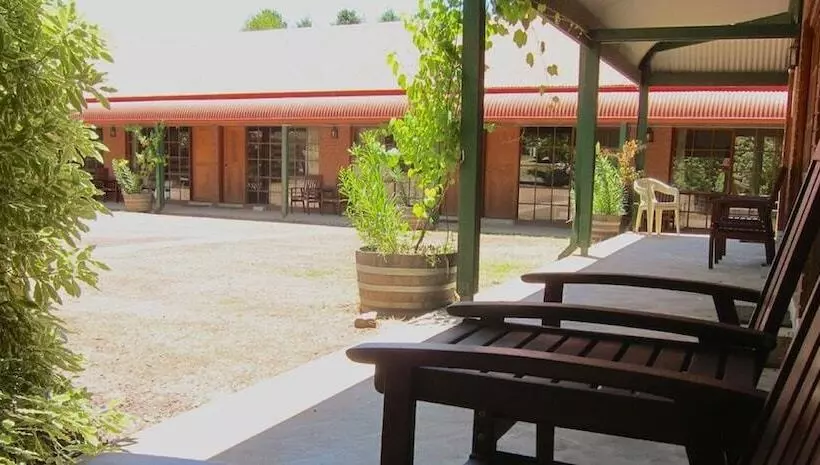 ホテル The Harrietville Snowline