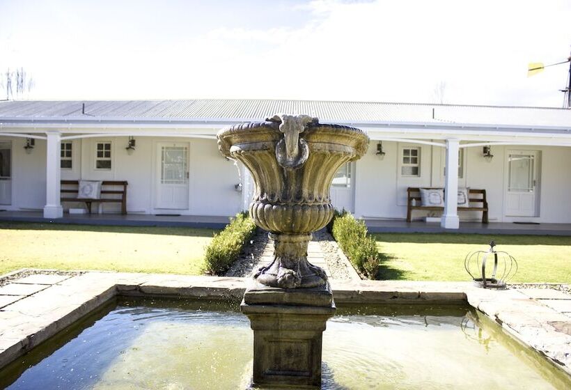 ベッドアンドブレックファースト La Riviera Guesthouse