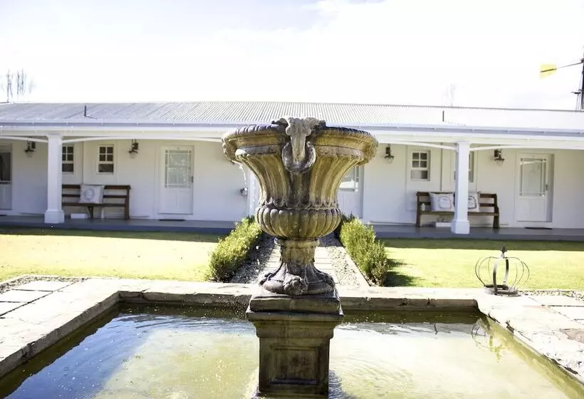 ベッドアンドブレックファースト La Riviera Guesthouse