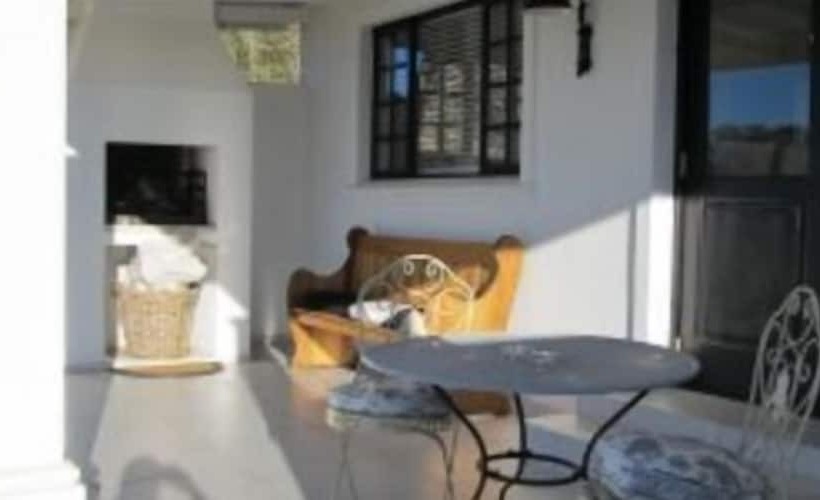 ベッドアンドブレックファースト La Riviera Guesthouse