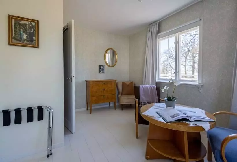 ベッドアンドブレックファースト Mormors Pensionat Strandhagen