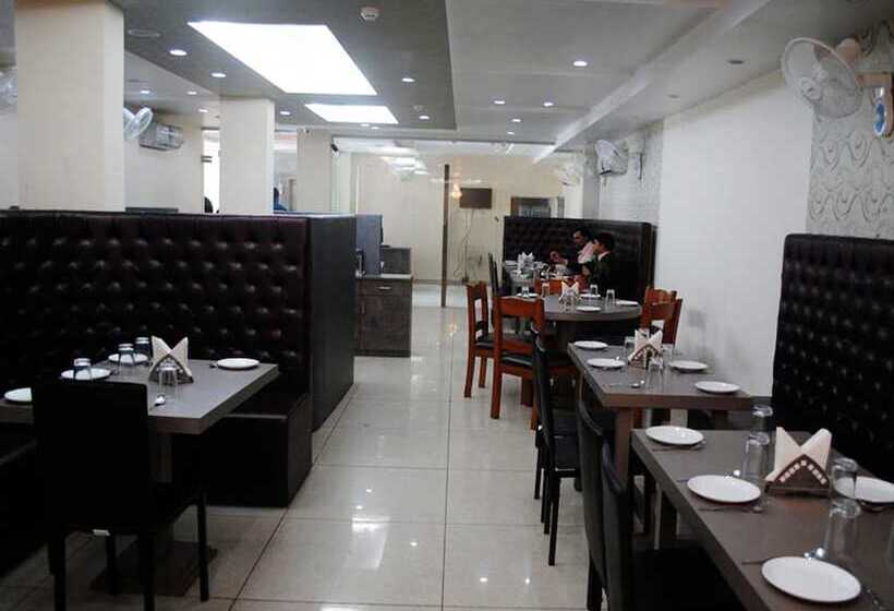 Deep Hotel & Restaurant