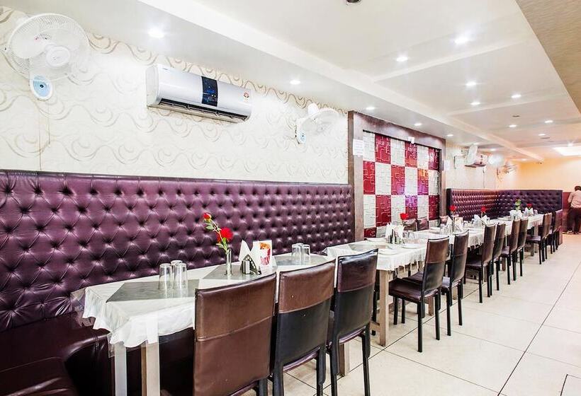 Deep Hotel & Restaurant